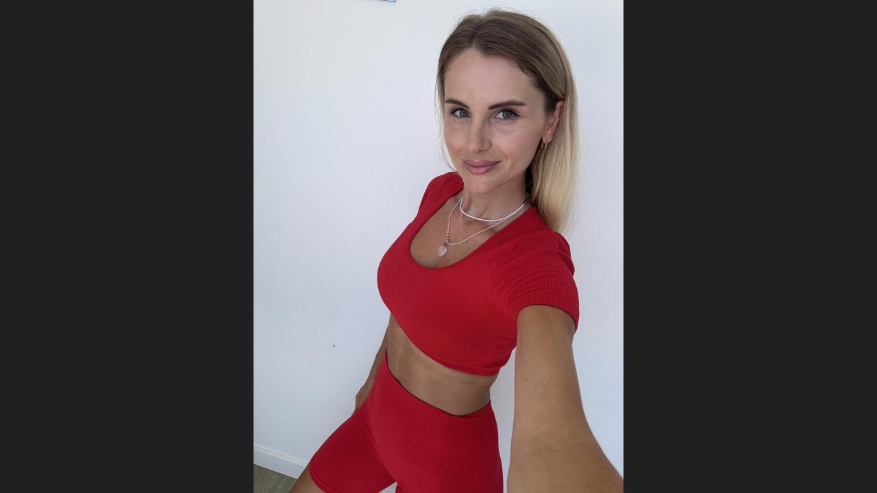 Webcam chat profile for NanaelGolden11: Dancing