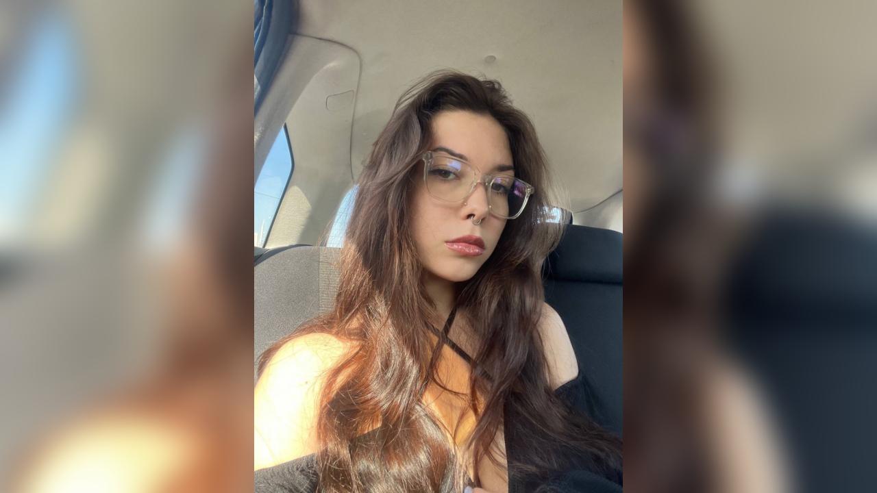 Webcam chat profile for KatherineE: Ask about my Hobbies