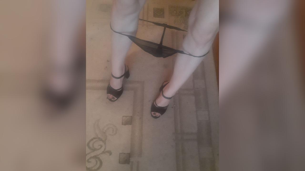 Webcam chat profile for 001Mistress