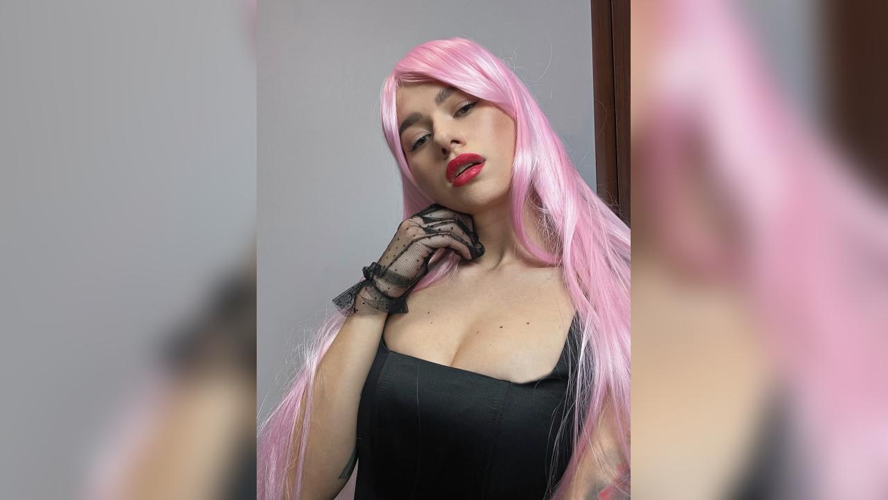 Webcam chat profile for Bonniebrunet: Dominatrix