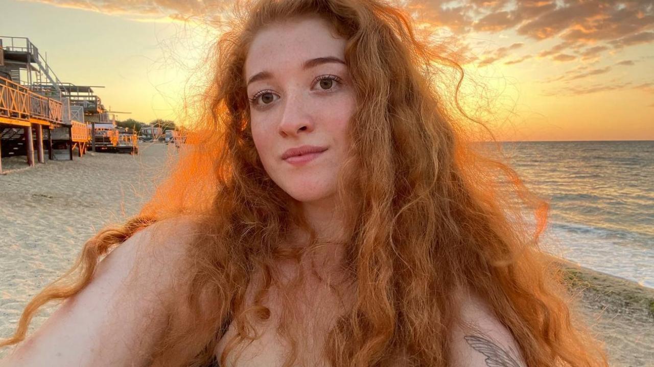 Webcam chat profile for Andriana: Ask about my Hobbies