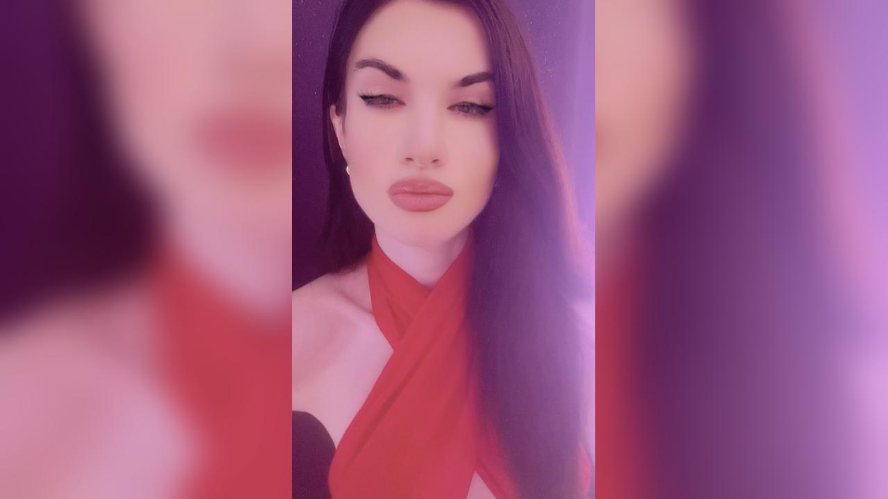 Webcam chat profile for AlisaSecrtAgent: Leather