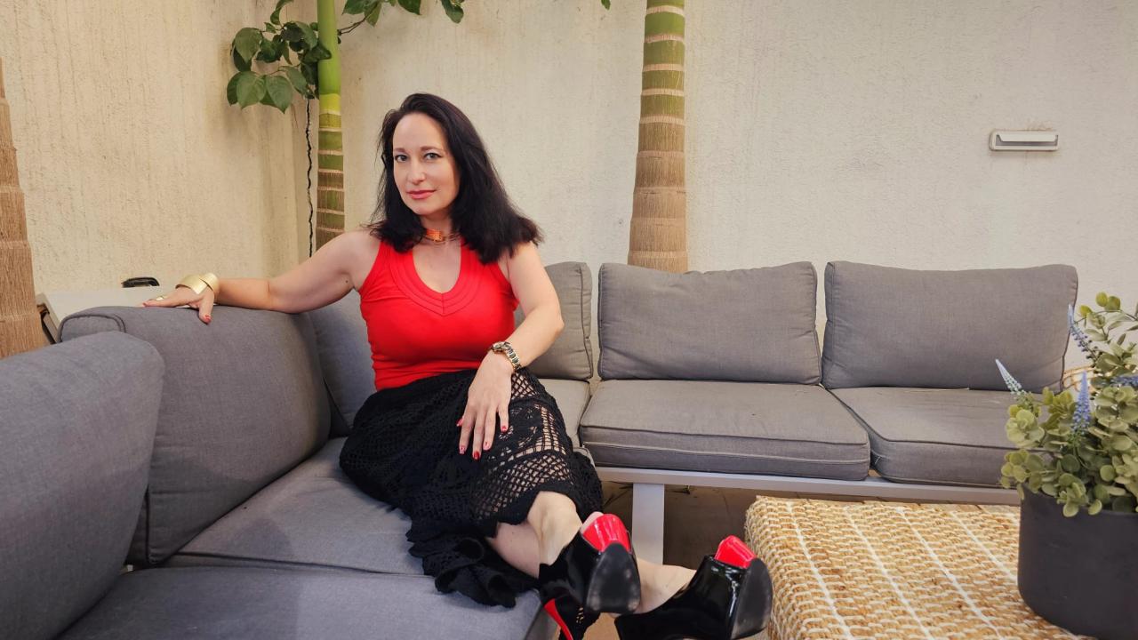 Webcam chat profile for Samanta18: Dominatrix