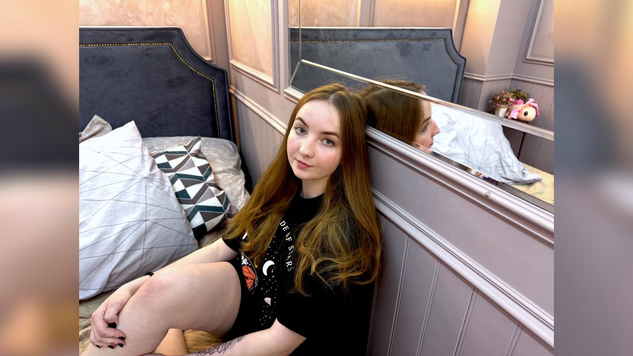 Webcam chat profile for RubyS23