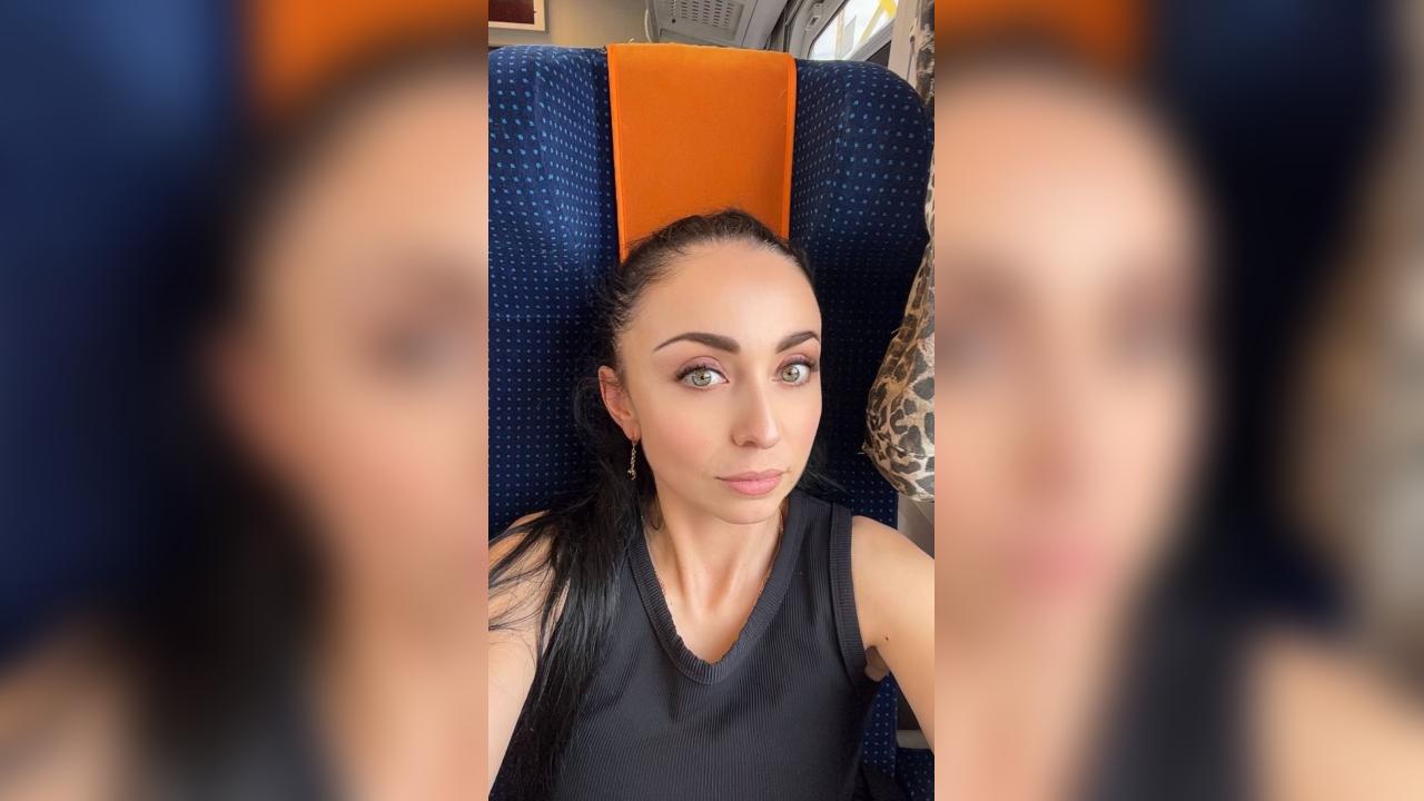 Webcam chat profile for Ve3ronica: Ask about my Hobbies