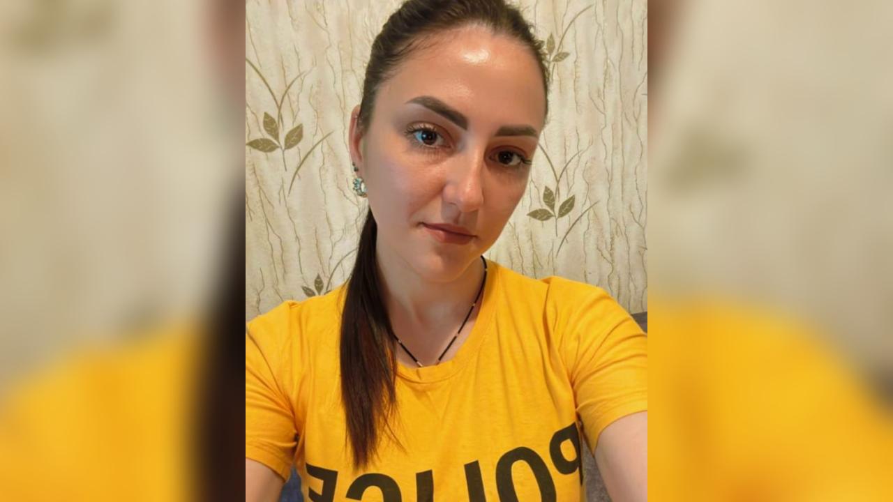 Webcam chat profile for DinaDimond: Dancing