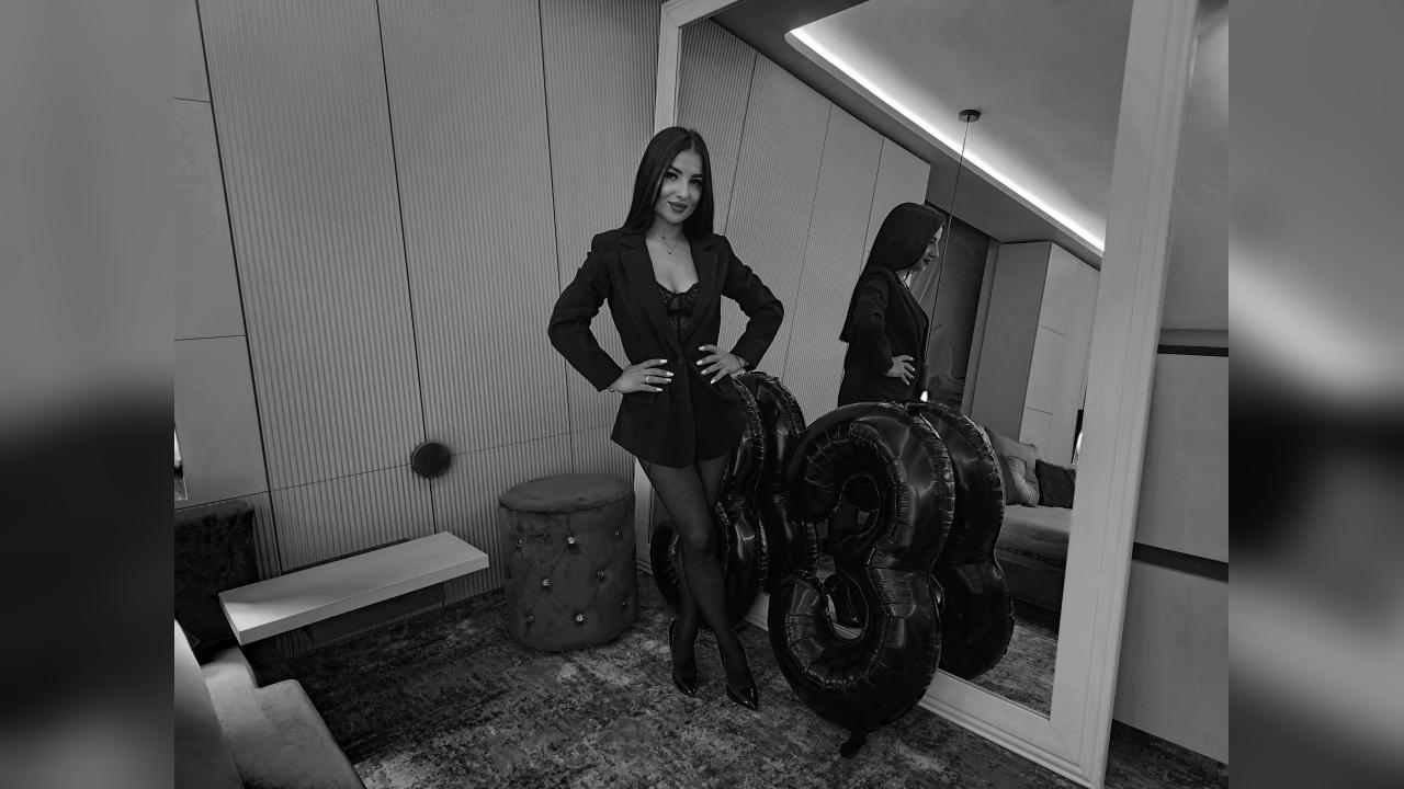 Webcam chat profile for VivianArwen: Dominatrix