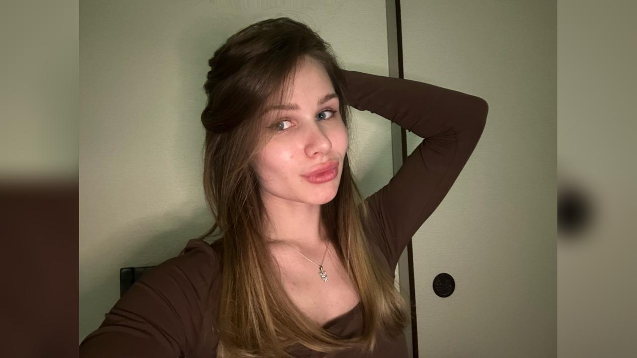 Webcam chat profile for Maribel1a: Travel