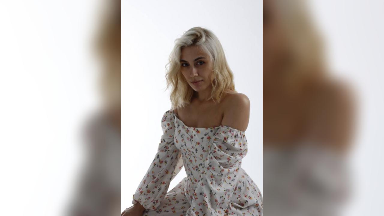 Webcam chat profile for ZoyaA: Ask about my Hobbies