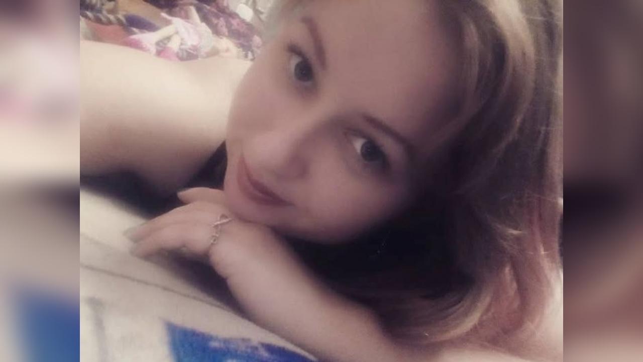 Webcam chat profile for Aleksa23