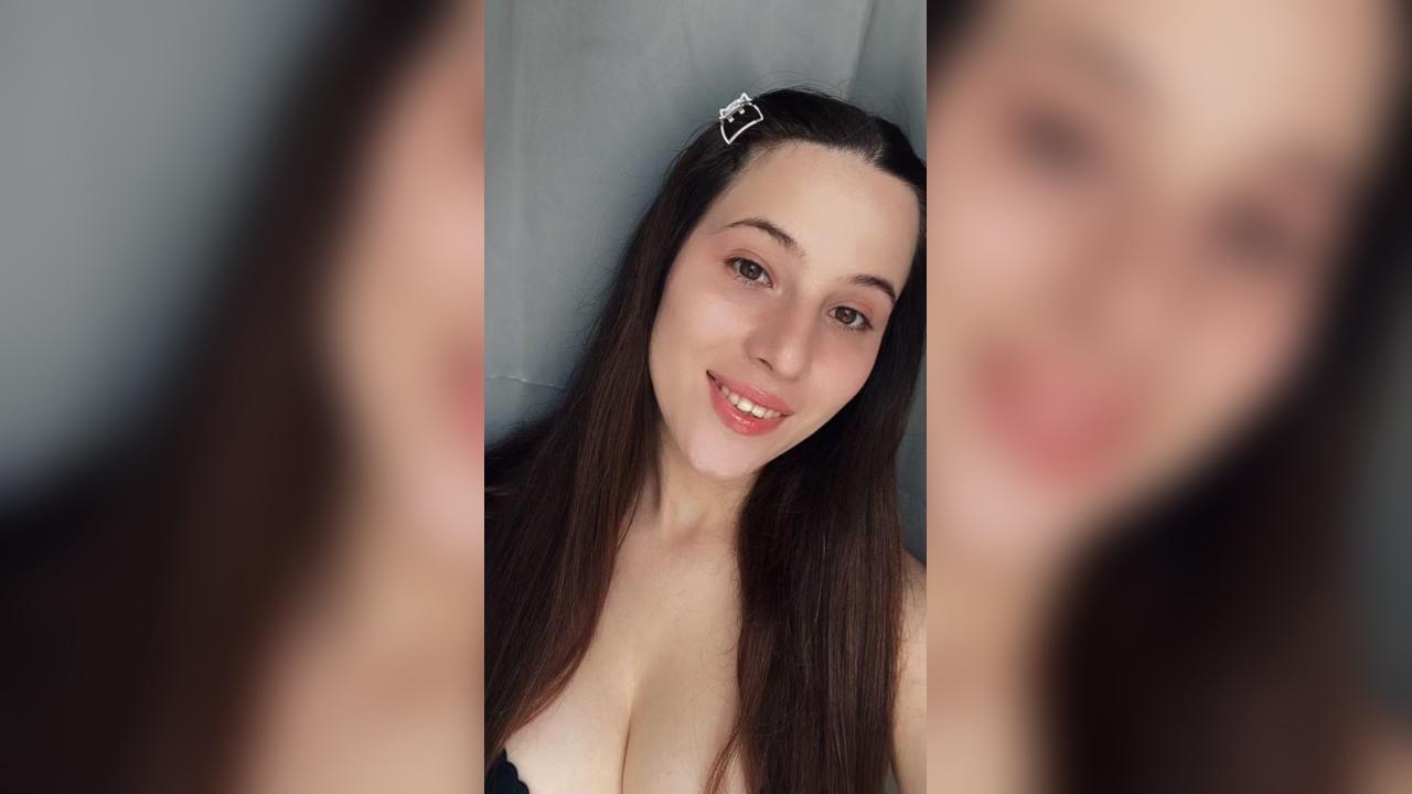 Webcam chat profile for 01PrincessEva: Ask about my Hobbies