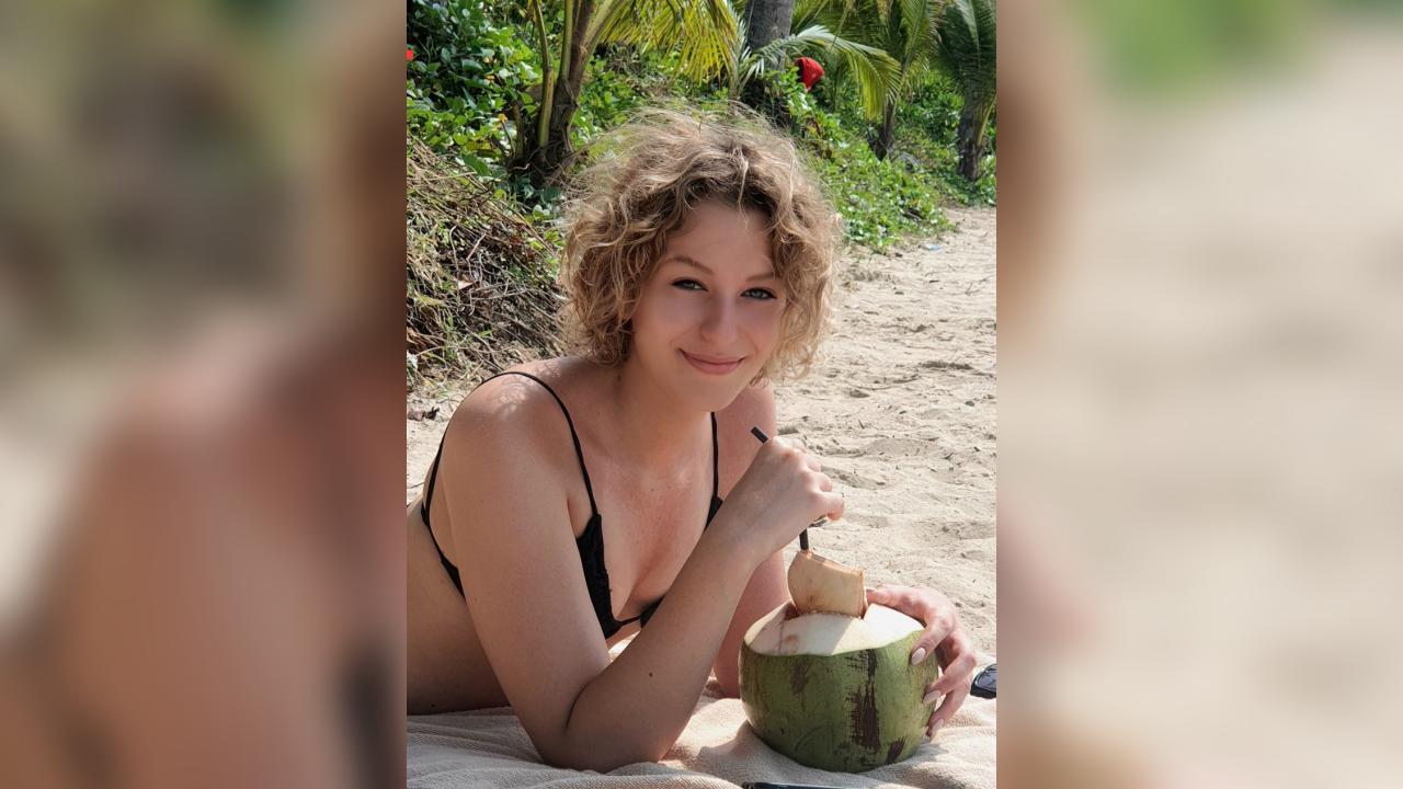 Webcam chat profile for SweetGirl128: Photography