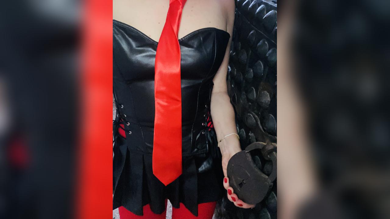 Webcam chat profile for SweetBerry035: Leather