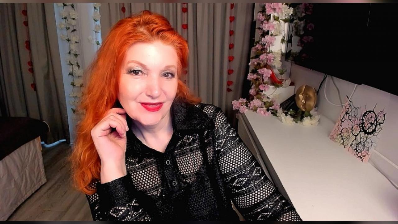 Webcam chat profile for AlmazFireFoxOne: Kissing