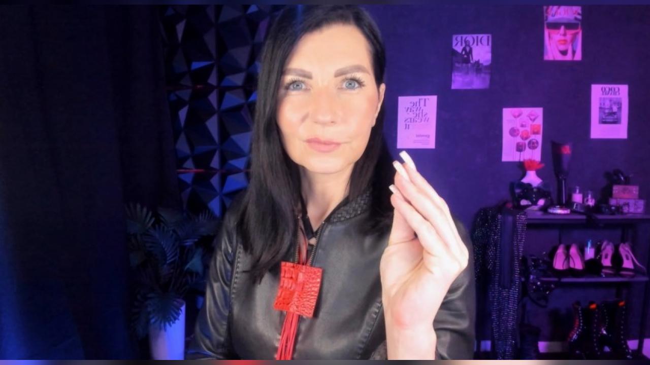 Webcam chat profile for MonicaCheerful: Dominatrix