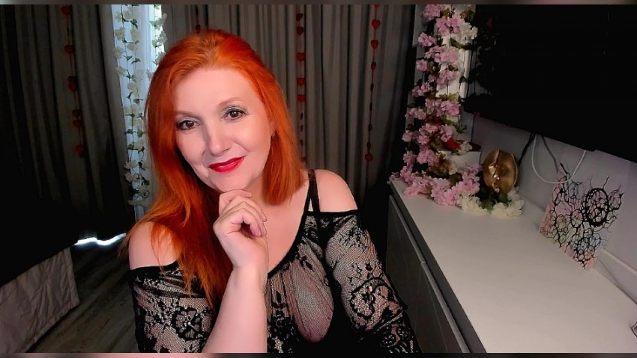Webcam chat profile for AlmazFireFoxOne: Kissing
