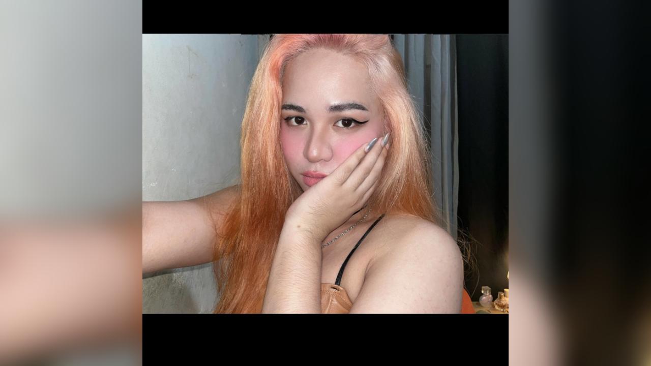 Webcam chat profile for TiffanyCarly: Jerking off