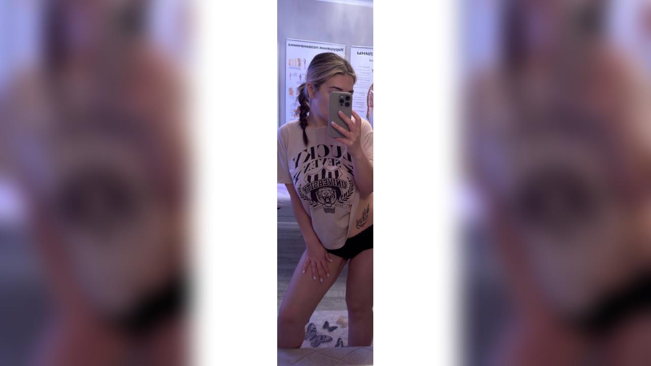 Webcam chat profile for CrazyCattt