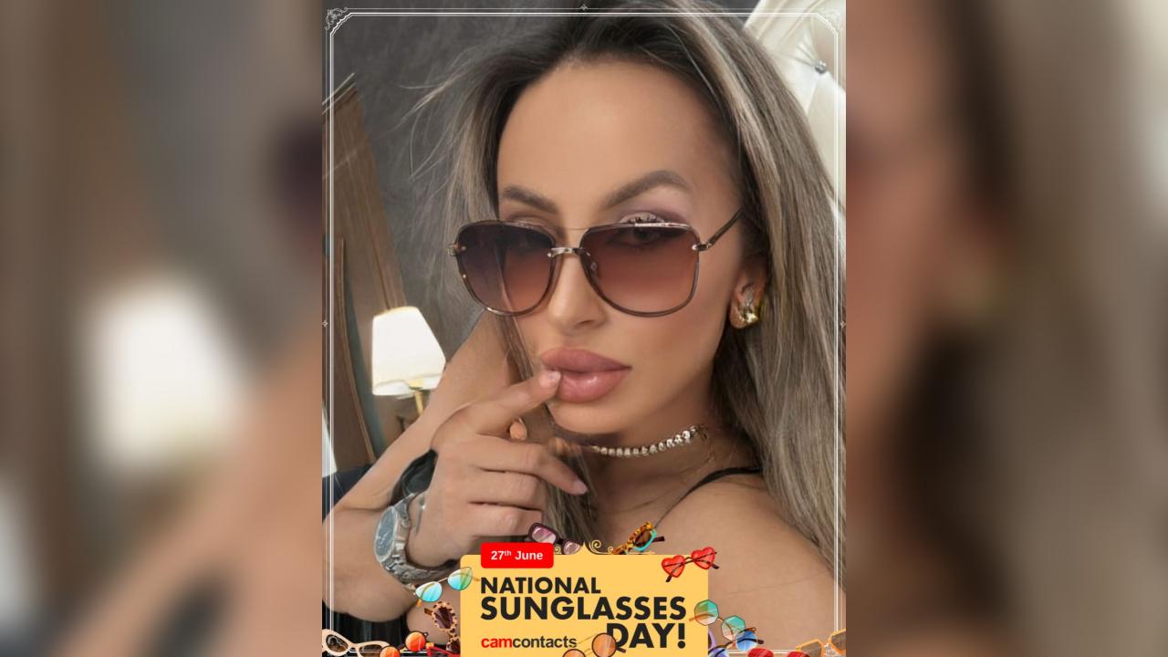 Webcam chat profile for SophiaVale: Bondage & discipline
