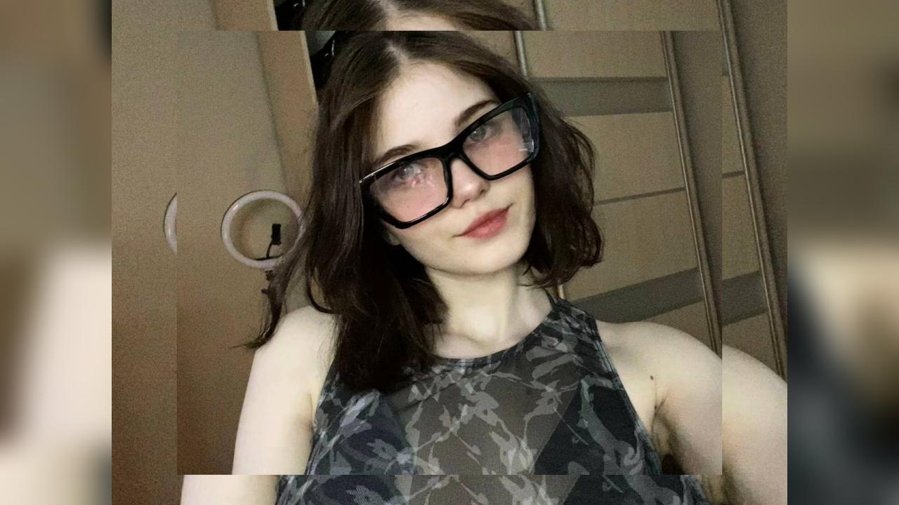 Webcam chat profile for AsyaSunshine: Outfits