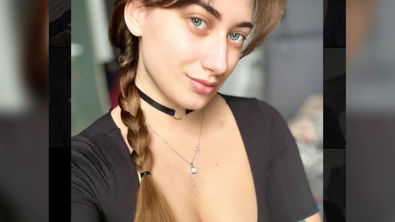 Webcam chat profile for PowerfulLove: Leather