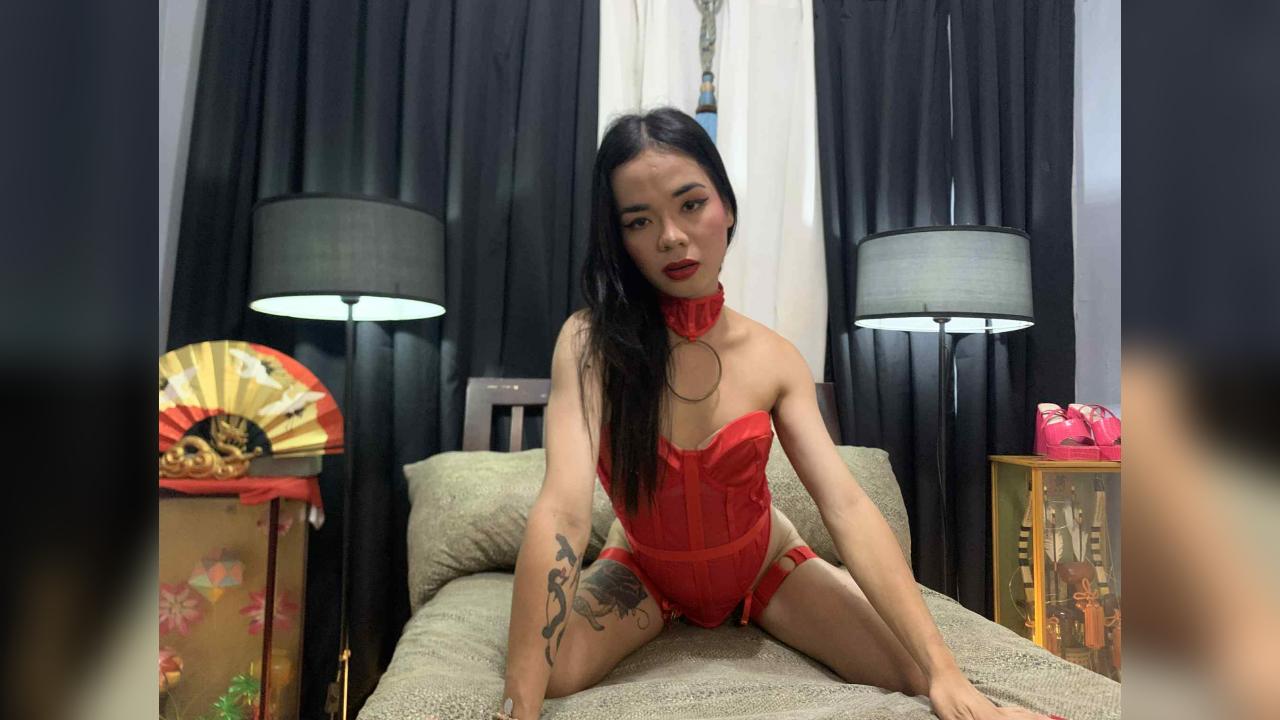 Webcam chat profile for xBIGHARDCOCK69: Kissing