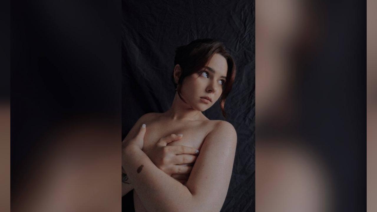 Webcam chat profile for HotQueen: Bondage & discipline