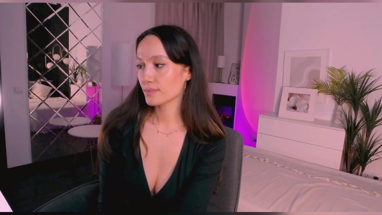 Webcam chat profile for AgnesGoddes: Legs, feet & shoes