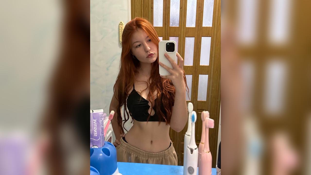 Webcam chat profile for LovelyFox: Ask about my Hobbies
