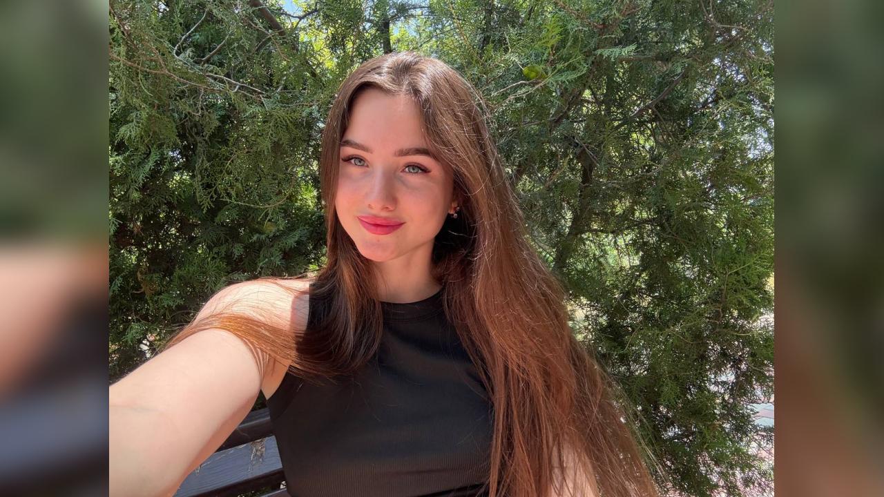 Webcam chat profile for Daciannie: Ask about my Hobbies