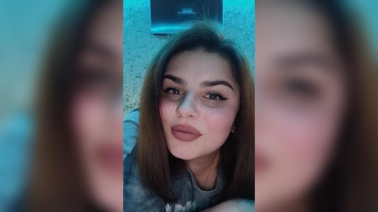 Webcam chat profile for Jynarii: Ask about my Hobbies