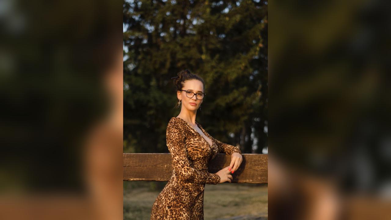 Webcam chat profile for Selvyya: Dancing