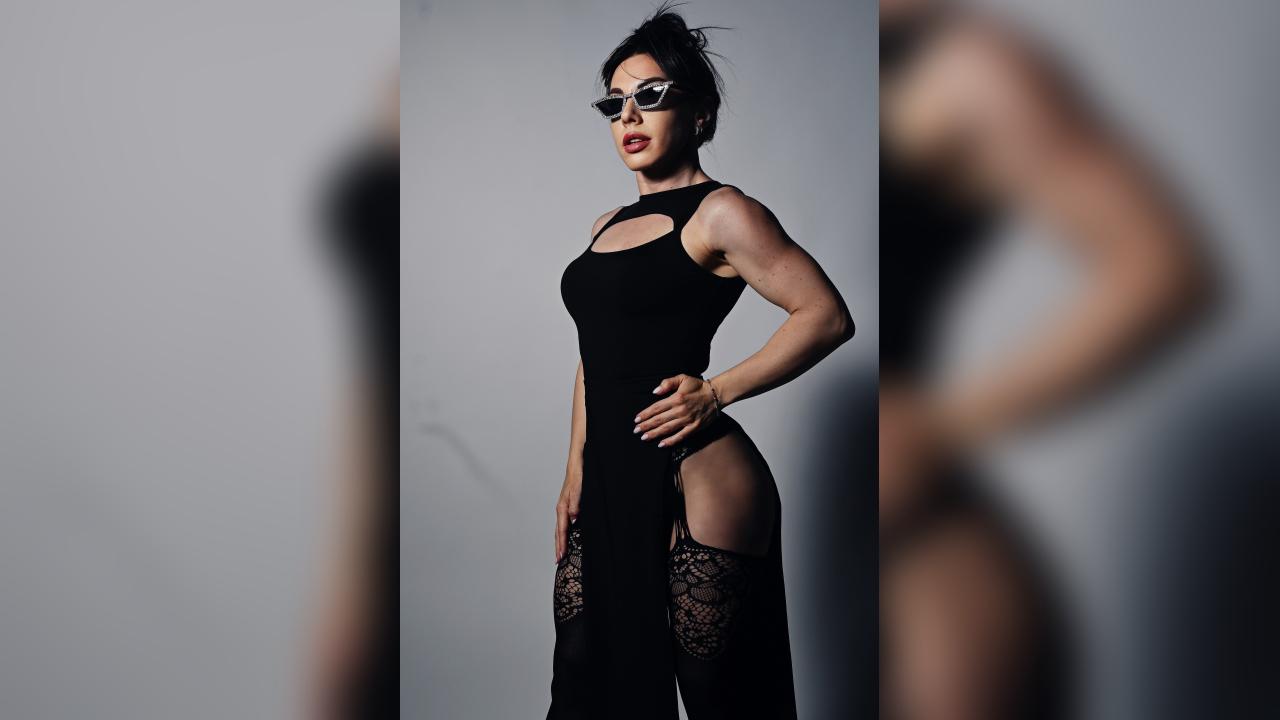 Webcam chat profile for KrissssCharming: Dominatrix