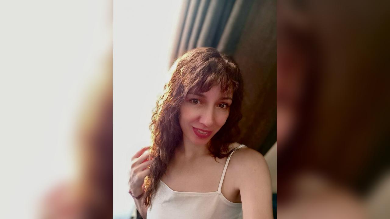 Webcam chat profile for Karlierri: Ask about my Hobbies