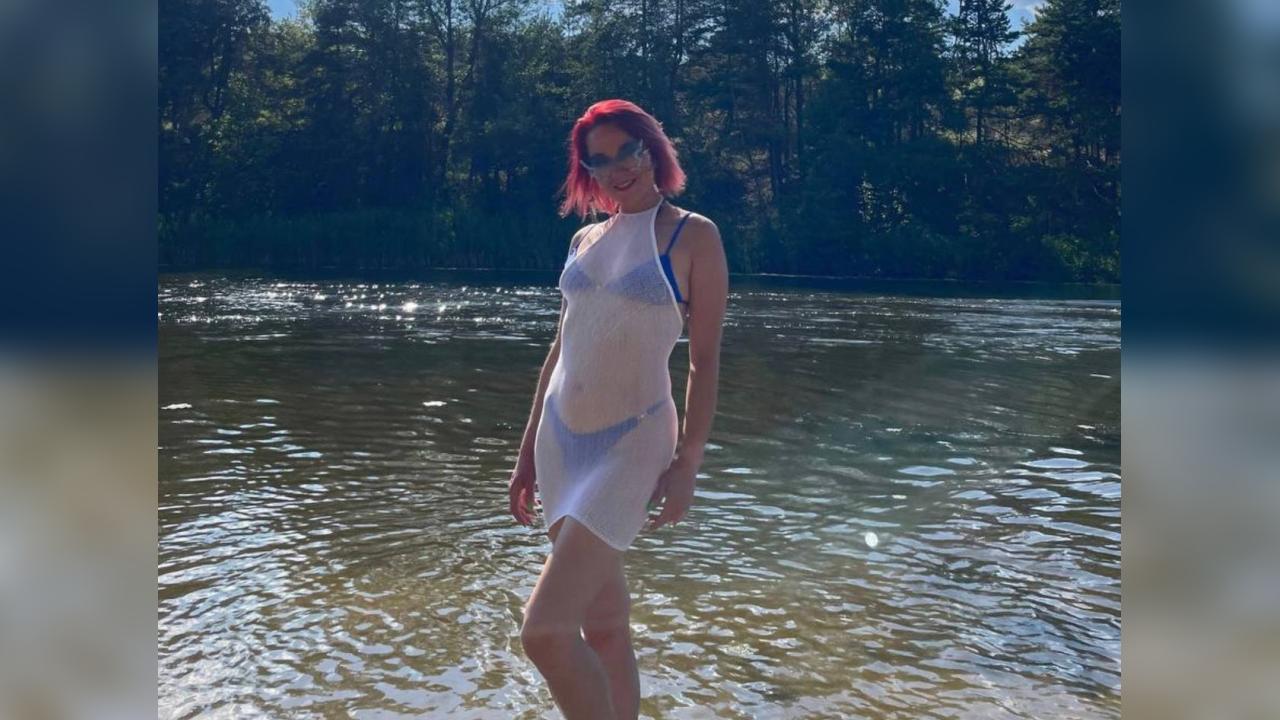 Webcam chat profile for Rosalia: Ask about my Hobbies