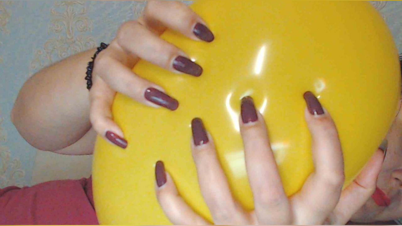 Webcam chat profile for LuckyLilu: Legs, feet & shoes