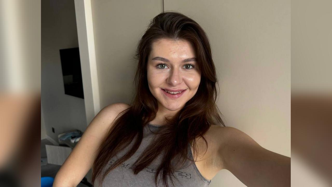Webcam chat profile for HappyLady: Dancing