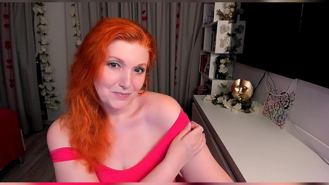 Webcam chat profile for AlmazFireFoxOne: Kissing