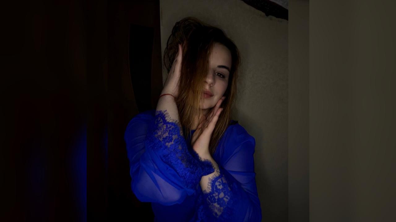 Webcam chat profile for Milaxcute