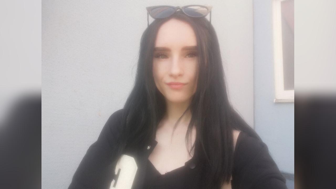 Webcam chat profile for SoftAngel: Dancing