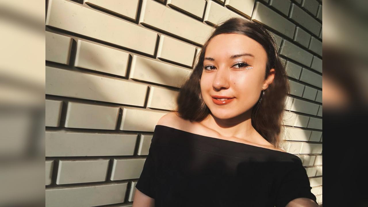 Webcam chat profile for LauraRay: Outfits