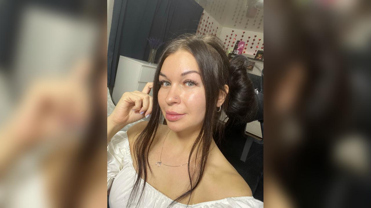 Webcam chat profile for xxxMelisandraxx: Bondage & discipline