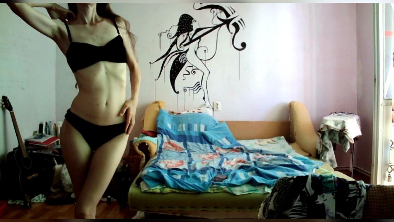 Webcam chat profile for Famefortune: Dancing