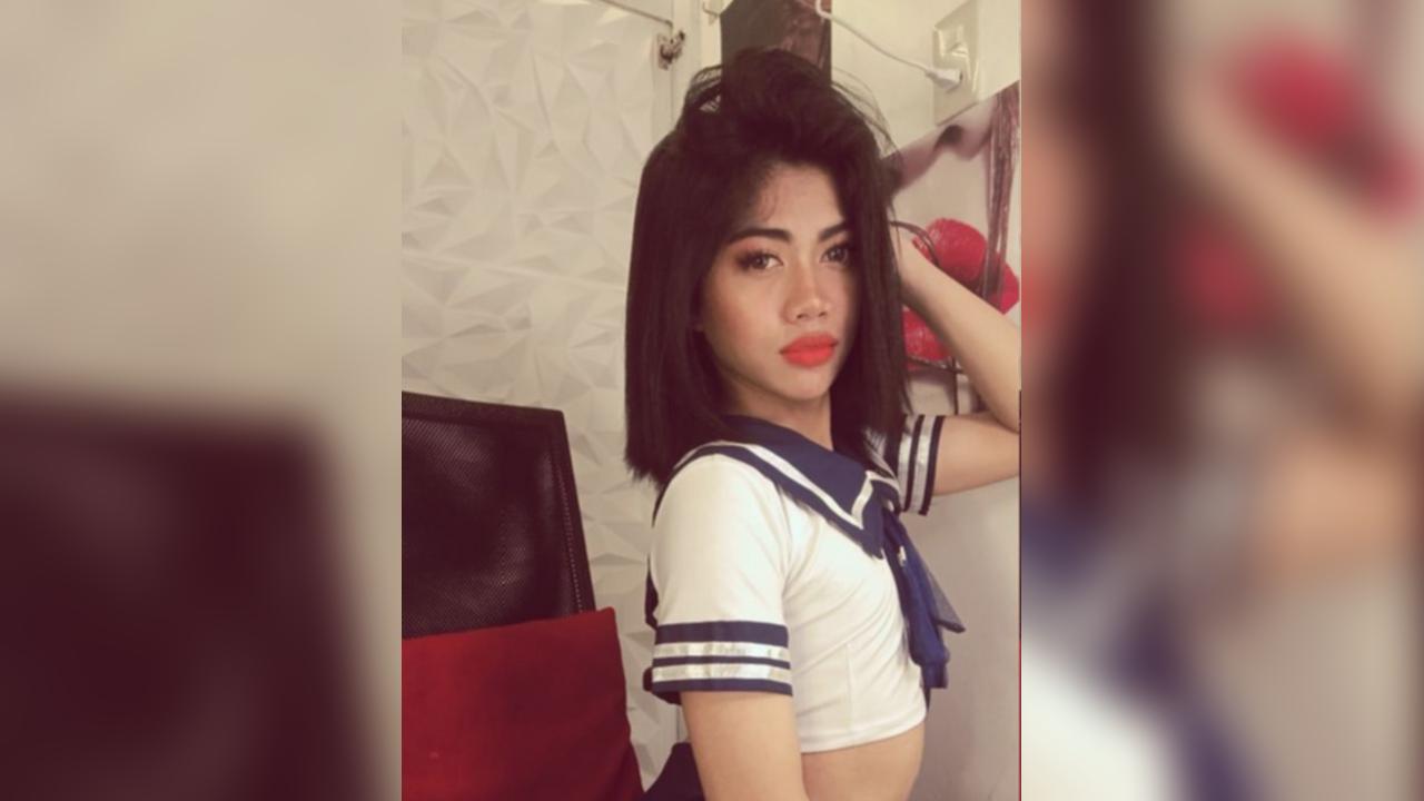 Webcam chat profile for UrPetiteAsian: Bondage & discipline