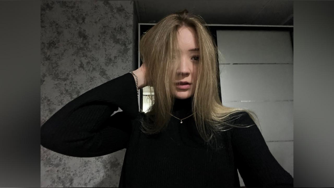 Webcam chat profile for SilkenWish: Ask about my Hobbies
