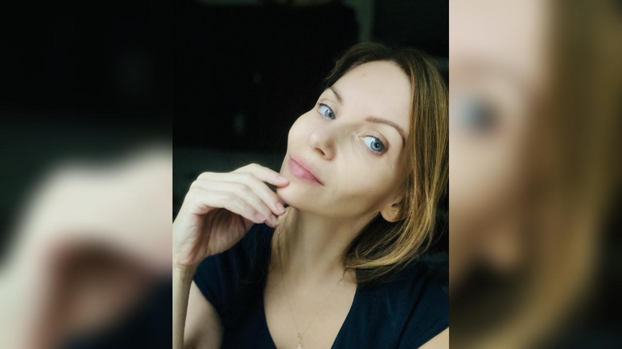 Webcam chat profile for LittleFoxyy: Outdoor Activities