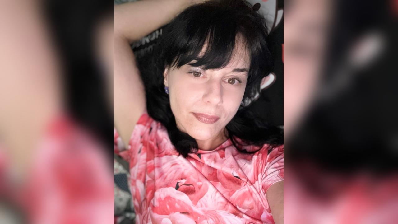 Webcam chat profile for ShineBliss: Ask about my Hobbies