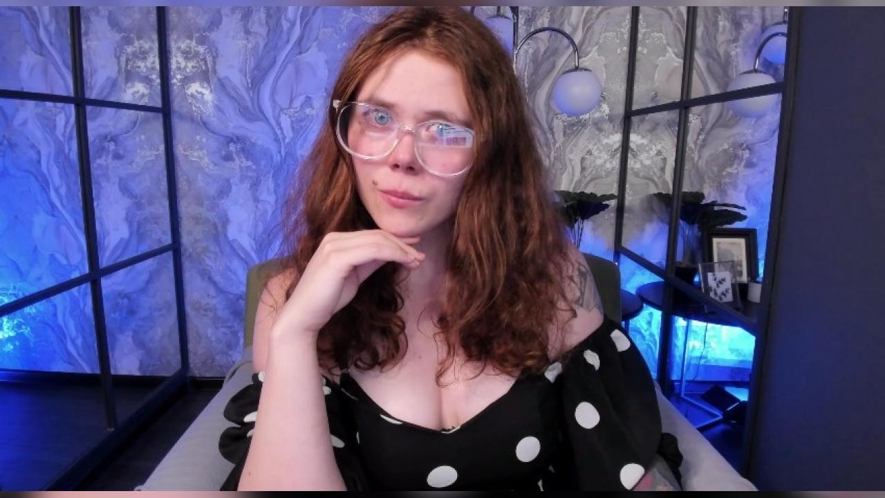 Webcam chat profile for SophiePure: Bondage & discipline