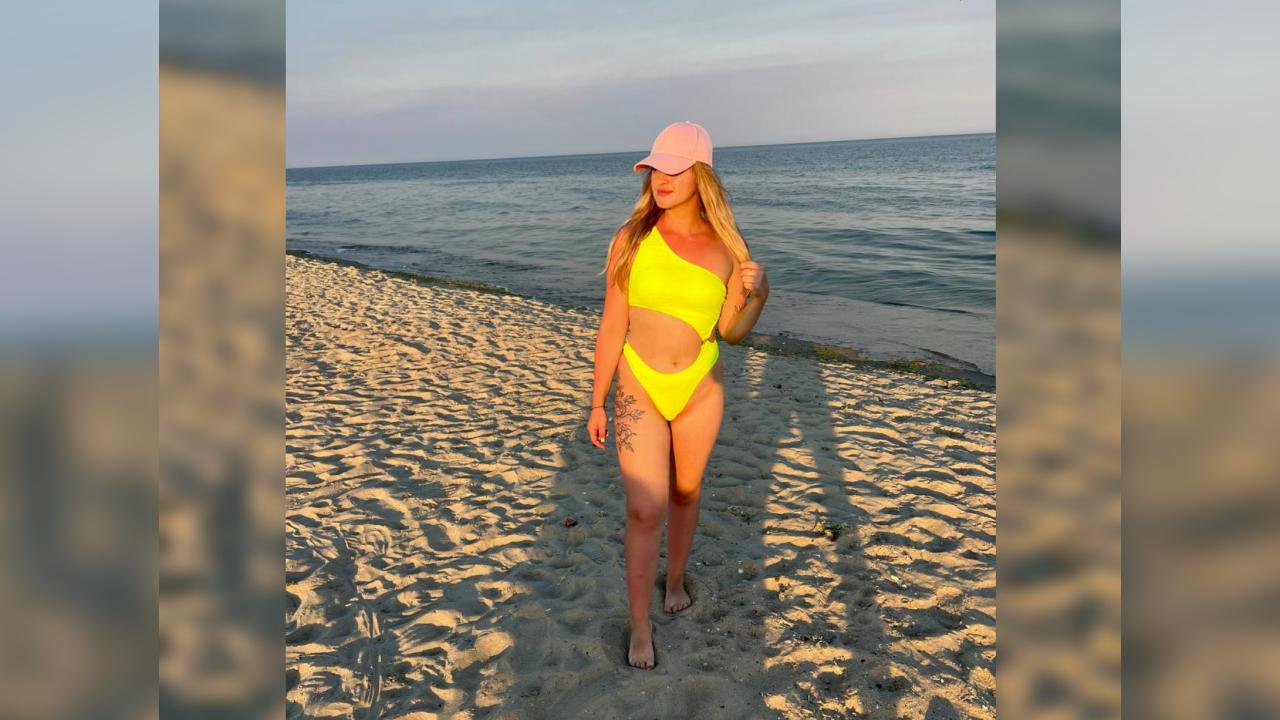 Webcam chat profile for Sonichka25