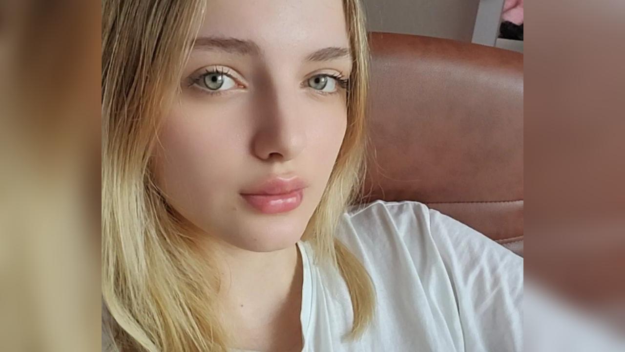Webcam chat profile for SweetRinaKiss: Outfits
